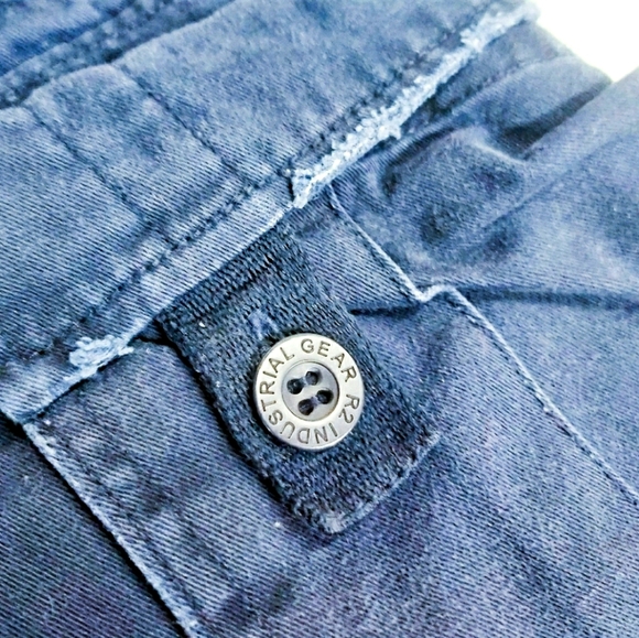 Men's Navy Cargo Shorts - Picture 5 of 7